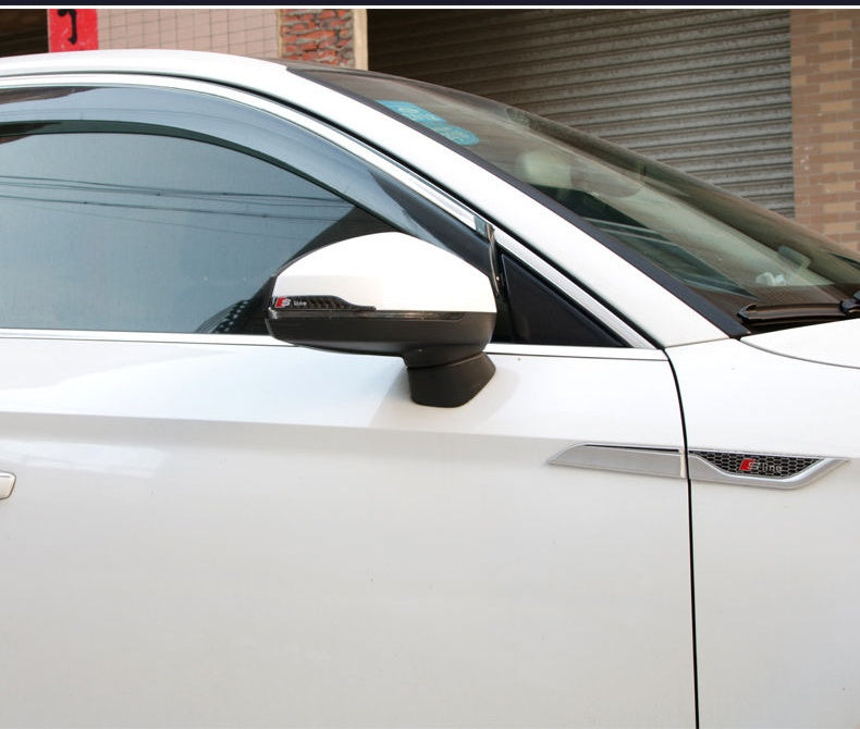 Szénszálas tükörmatrica ütésvédelemmel és logóval