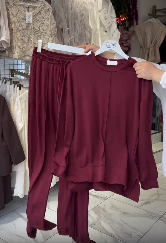 Hosszú ujjú, kerek nyakkivágású női pamut nadrág szett