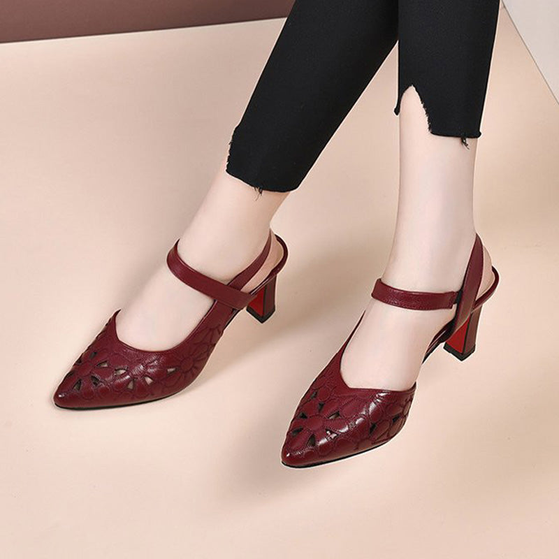 Mély női szandál hegyes lábujjakkal