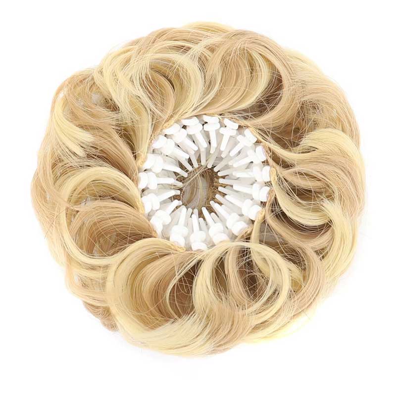 💁‍♀️ Egy nagyméretű szintetikus konty állítható csattal