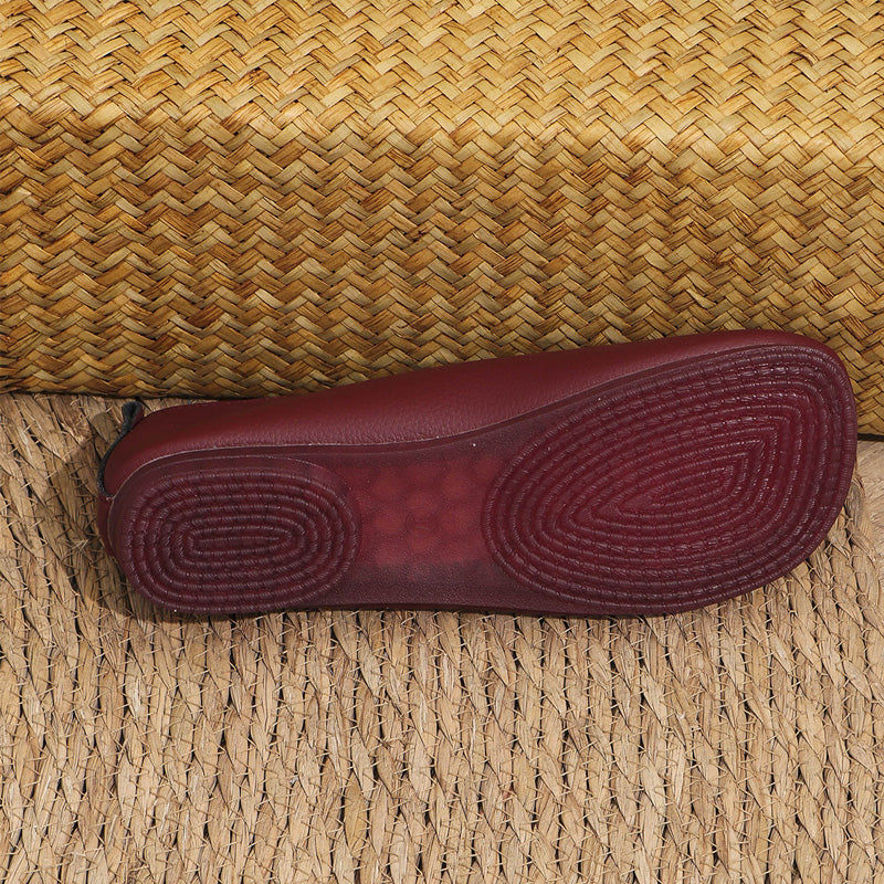 Női lapos sarkú bőrcipő puha bőrből