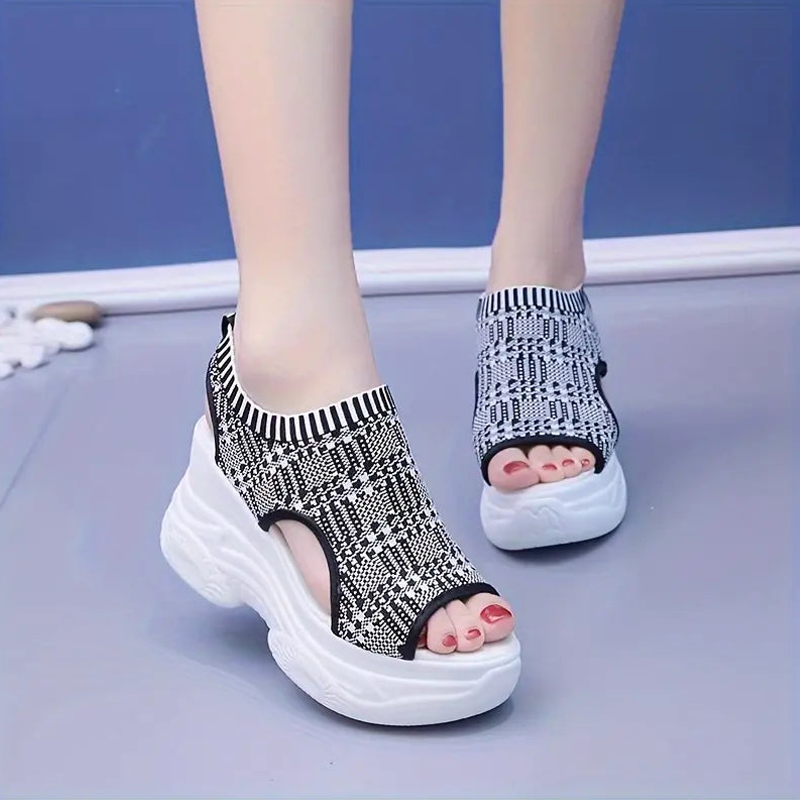 💥【EU34-40】❄️ Női nyitott sarkú szandál ✨ | Csatpántos kialakítás, könnyű talp - stílusos és kényelmes nyárra ☀️👡
